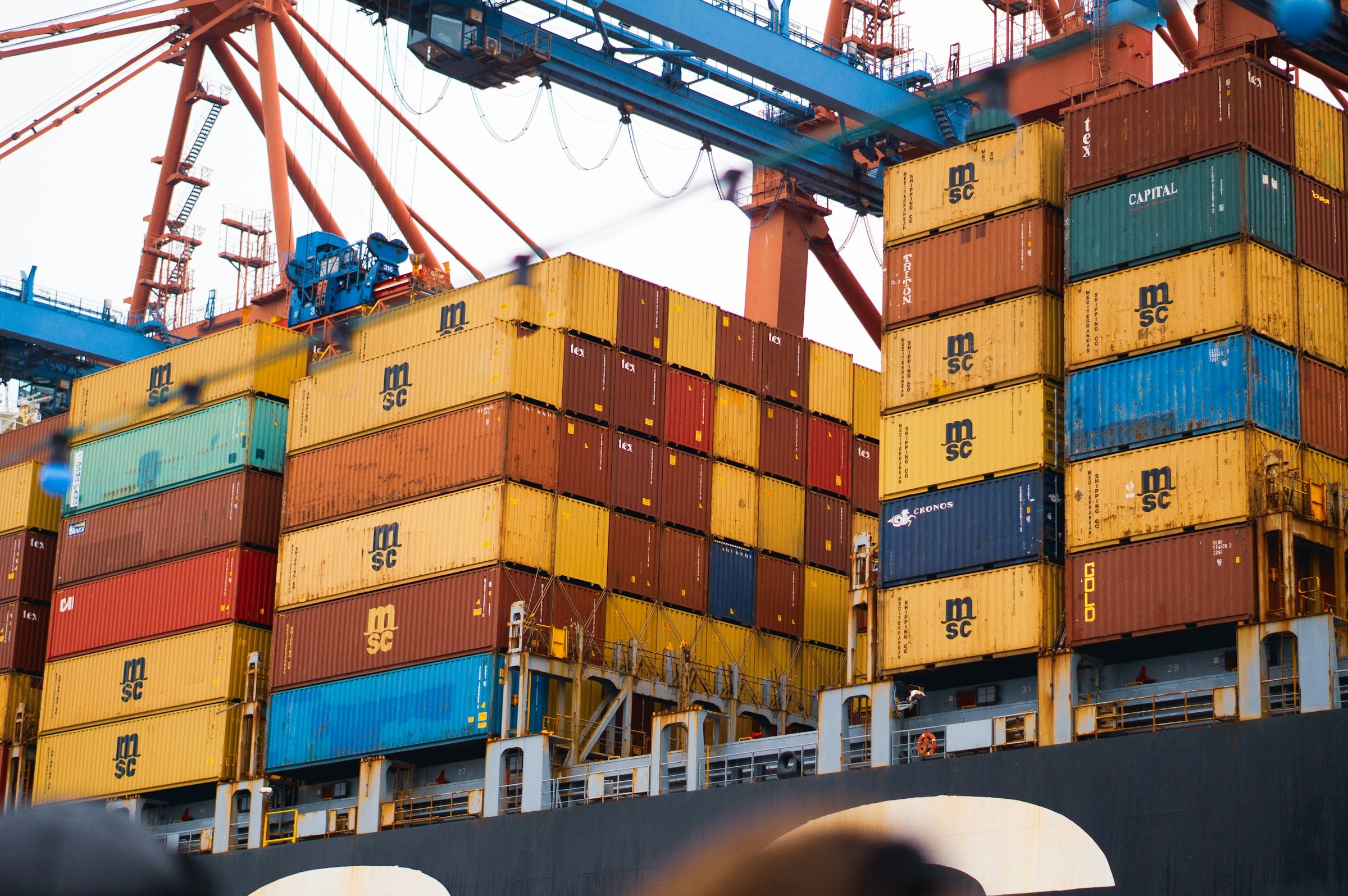 Conteneurs sur un terminal portuaire